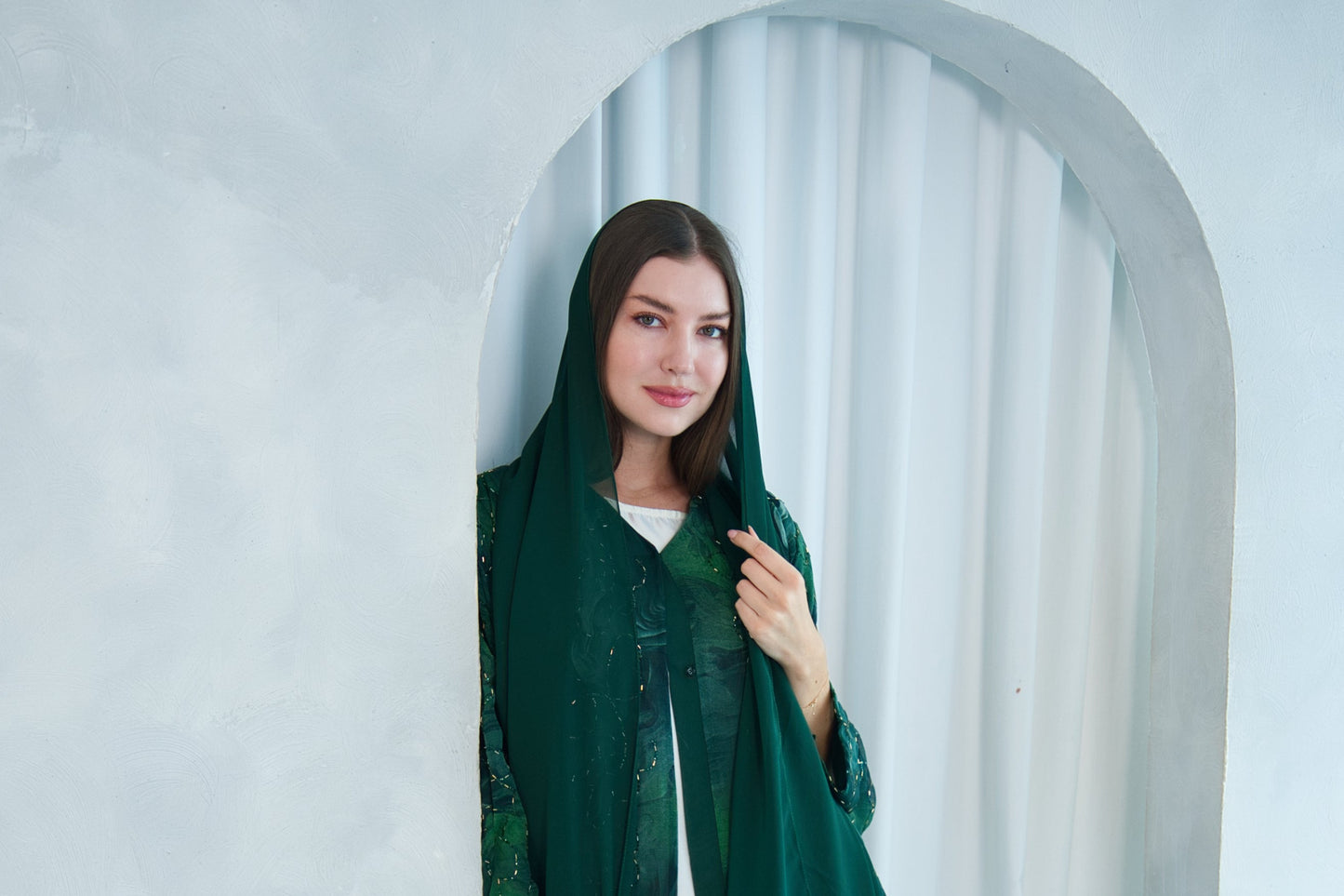 Najla β Green
